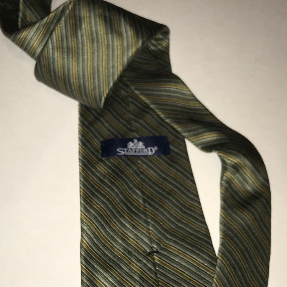 Stanford multi green stripped and gold tie.